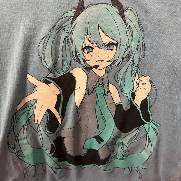 Miku anime shirt - Picture 1 of 3